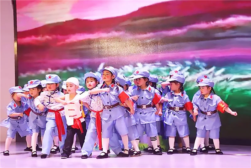 东辰儿童节② | 党的光辉照童心